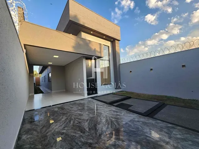 Casa com 202m² 3 quartos e 3 banheiros, à venda, no bairro Jardim Buriti Sereno em Aparecida de Goiânia