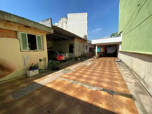 Casa com 221m² 2 quartos e 1 banheiro, à venda, no bairro Oswaldo Cruz em São Caetano do Sul