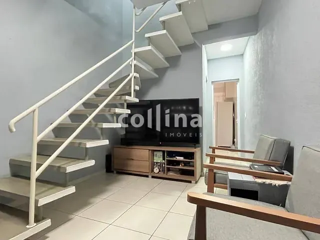 Casa com 128m² 2 quartos e 2 banheiros, à venda, no bairro Vila Silviânia em Carapicuíba