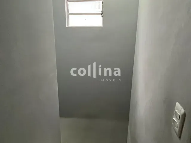 Casa com 128m² 2 quartos e 2 banheiros, à venda, no bairro Vila Silviânia em Carapicuíba