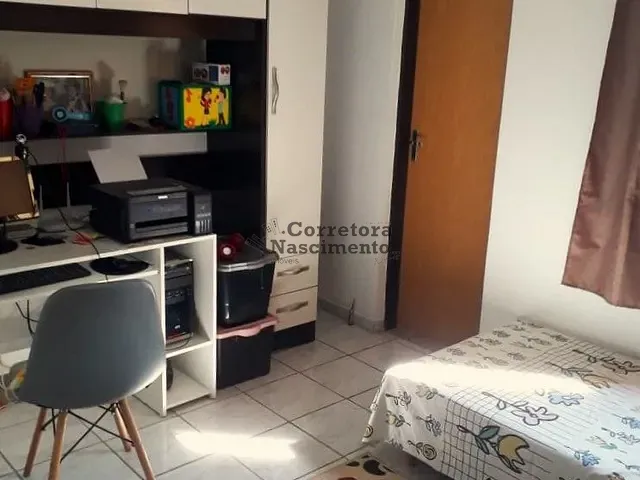 Casa com 90m² 2 quartos e 1 banheiro, à venda, no bairro Jardim Jacinto em Jacareí