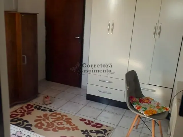Casa com 90m² 2 quartos e 1 banheiro, à venda, no bairro Jardim Jacinto em Jacareí