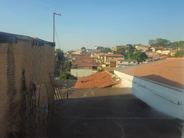 Casa com 360m² 2 quartos e 1 banheiro, à venda, no bairro Jardim Florence em Campinas