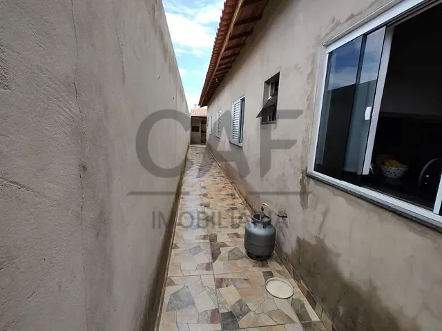 Casa com 200m² 3 quartos e 2 banheiros, à venda, no bairro Vila Primavera em Jaguariúna
