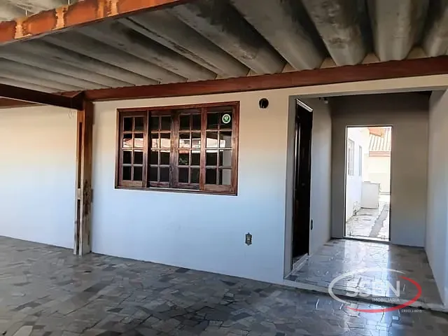 Casa 3 quartos e 2 banheiros, para alugar, no bairro Jardim Santa Rosa em Nova Odessa