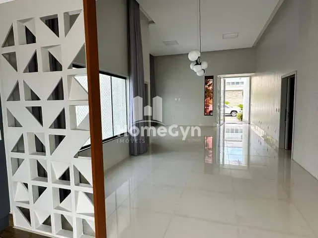 Casa com 520m² 3 quartos e 5 banheiros, à venda, no bairro Alphaville Flamboyant Residencial Araguaia em Goiânia