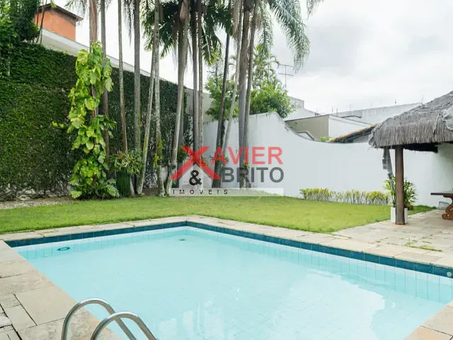 Casa 3 quartos e 5 banheiros, à venda, no bairro Saúde em São Paulo