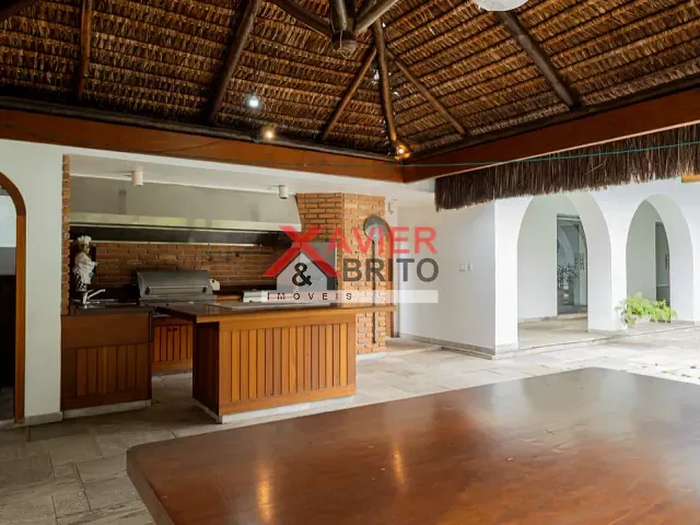 Casa 3 quartos e 5 banheiros, à venda, no bairro Saúde em São Paulo