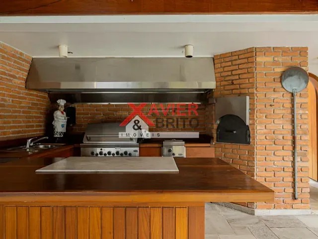 Casa 3 quartos e 5 banheiros, à venda, no bairro Saúde em São Paulo