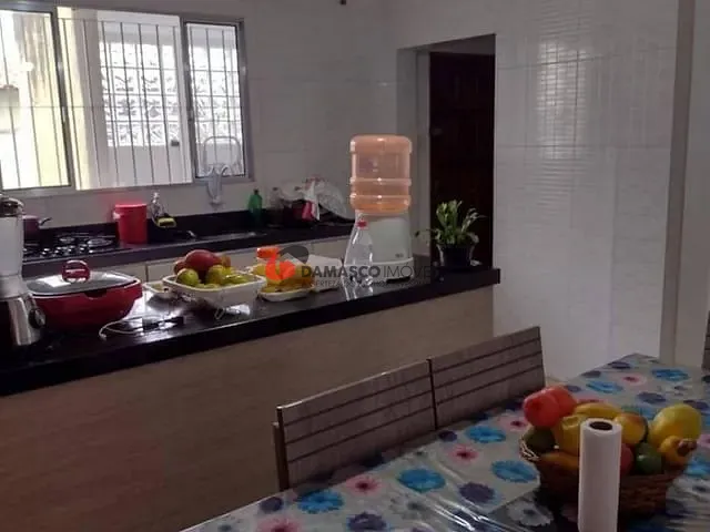 Casa com 1946m² 2 quartos e 1 banheiro, à venda, no bairro Barcelona em São Caetano do Sul