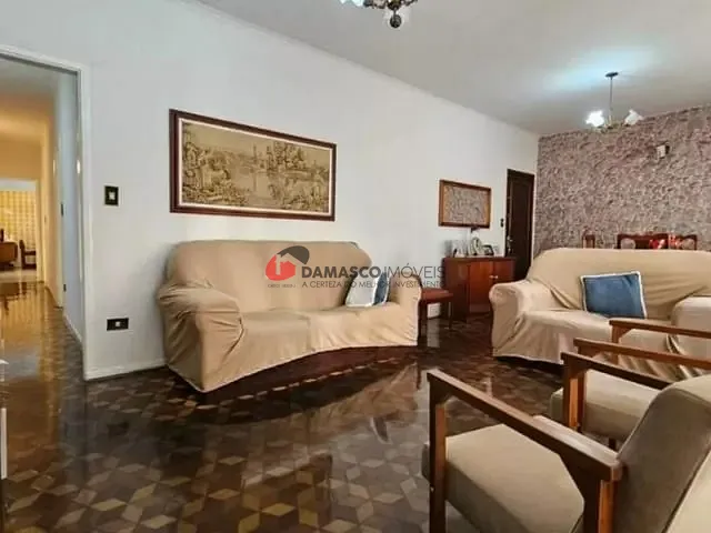 Casa com 224m² 2 quartos e 1 banheiro, à venda, no bairro Santa Maria em São Caetano do Sul