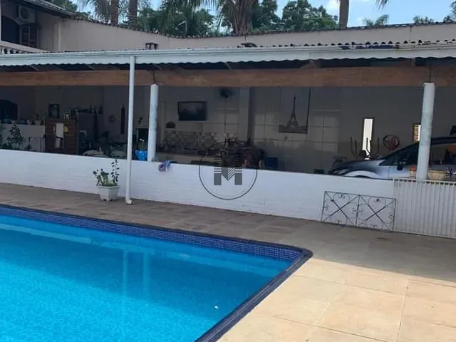 Casa à venda, no bairro Belvedere Club dos 500 em Guaratinguetá