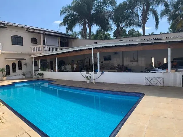 Casa à venda, no bairro Belvedere Club dos 500 em Guaratinguetá