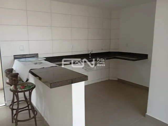 Casa com 90m² 2 quartos e 3 banheiros, à venda, no bairro Arembepe (Abrantes) em Camaçari