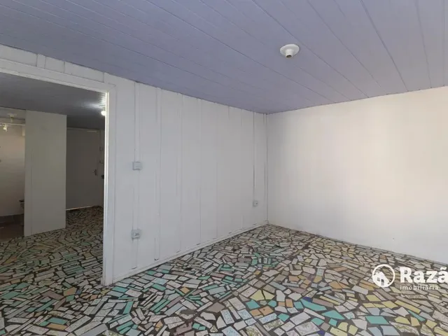 Casa 1 quarto e 1 banheiro, para alugar, no bairro Alto da Glória em Curitiba