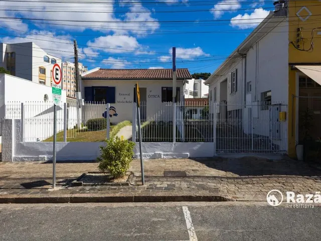Casa 1 quarto e 1 banheiro, para alugar, no bairro Alto da Glória em Curitiba