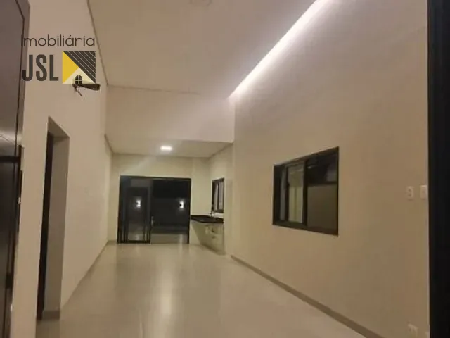 Casa com 349m² 3 quartos e 3 banheiros, à venda, no bairro Condomínio Residencial Mantiqueira em São José dos Campos