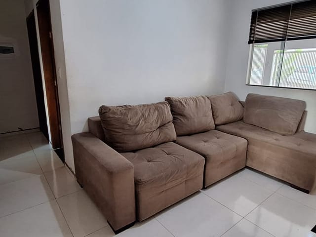 Casa 3 quartos e 2 banheiros, para alugar, no bairro Jardim do Café 2 em Cambé