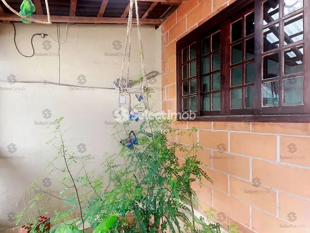 Casa com 200m² 2 quartos e 2 banheiros, à venda, no bairro Jardim Bela Vista em Mauá