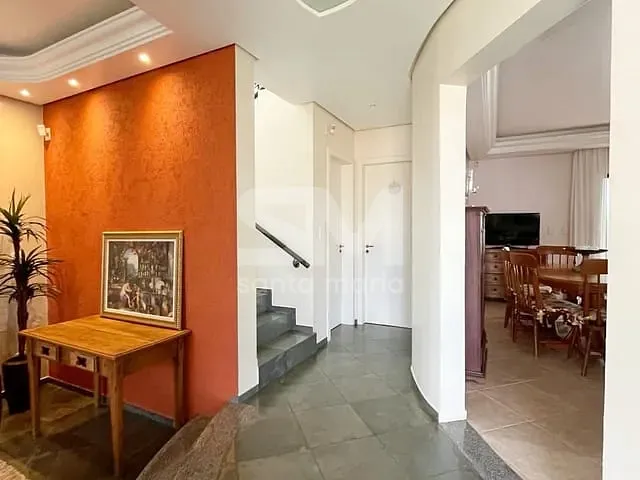 Casa com 352m² 4 quartos e 3 banheiros, à venda, no bairro Maria Goretti em Chapecó