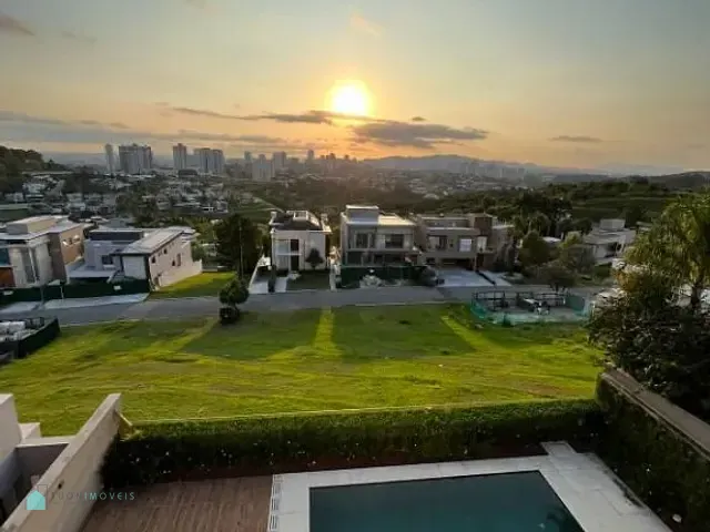 Casa com 575m² 4 quartos e 9 banheiros, à venda, no bairro Centro Comercial Jubran em Barueri