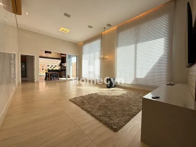Casa com 434m² 3 quartos e 5 banheiros, à venda, no bairro Jardins Verona em Goiânia