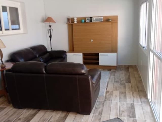 Casa com 1000m² 6 quartos e 5 banheiros, à venda, no bairro Laranjal em Pelotas