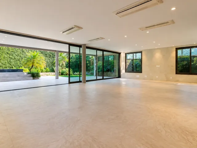 Casa com 523m² 4 quartos e 5 banheiros, à venda, no bairro Alto de Pinheiros em São Paulo