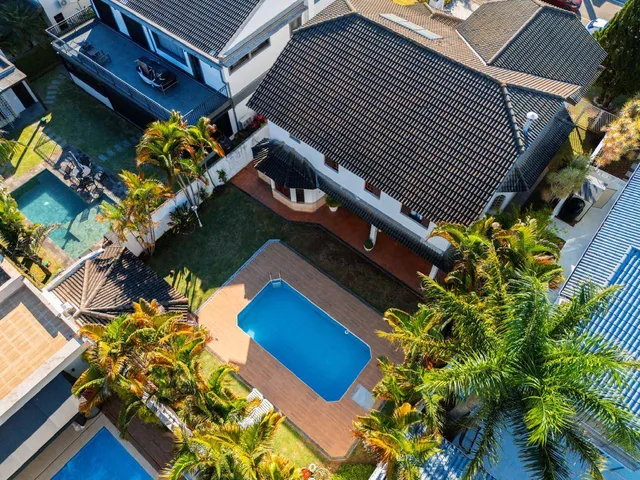 Casa com 620m² 4 quartos e 6 banheiros, à venda, no bairro Alphaville em Santana de Parnaíba