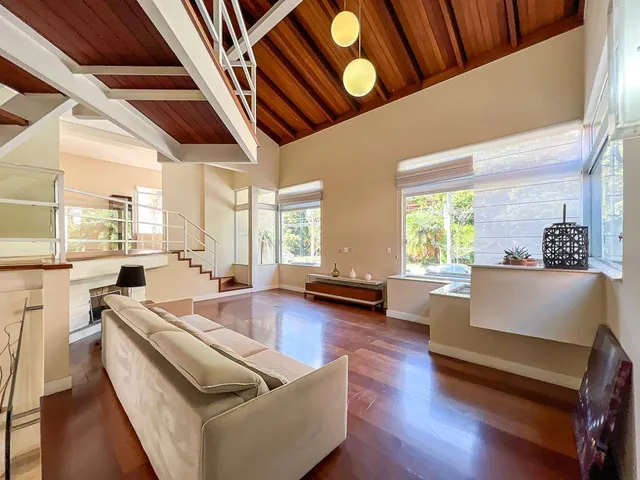 Casa com 420m² 4 quartos e 6 banheiros, à venda, no bairro Alphaville em Santana de Parnaíba