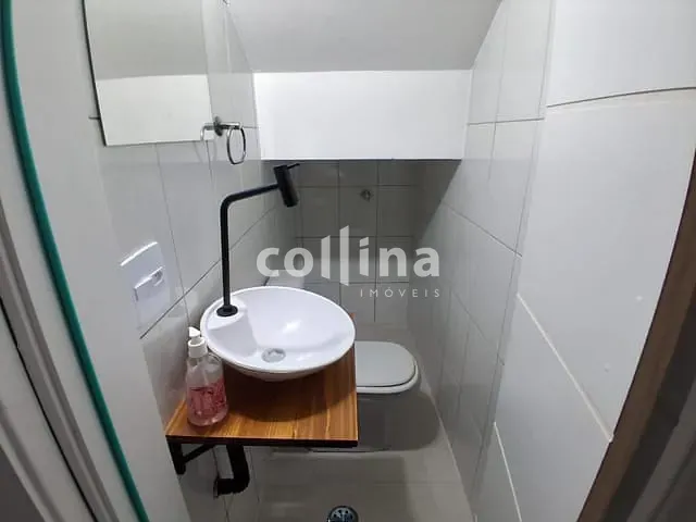 Casa com 80m² 2 quartos e 2 banheiros, à venda, no bairro Granja Viana em Cotia