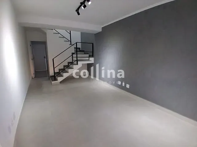 Casa com 80m² 2 quartos e 2 banheiros, à venda, no bairro Granja Viana em Cotia