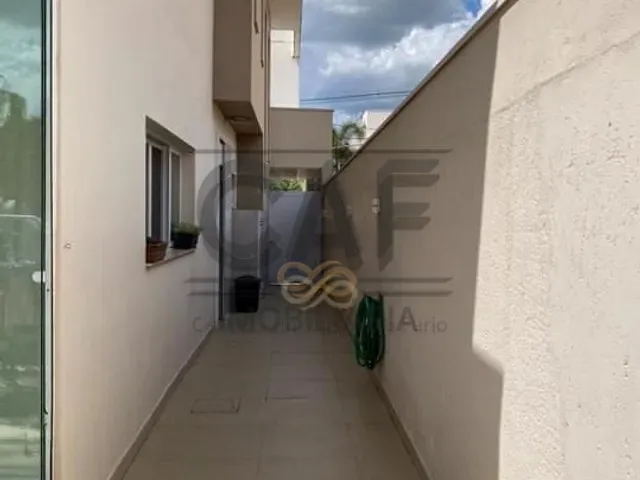 Casa com 390m² 4 quartos e 5 banheiros, à venda, no bairro Santa Úrsula em Jaguariúna
