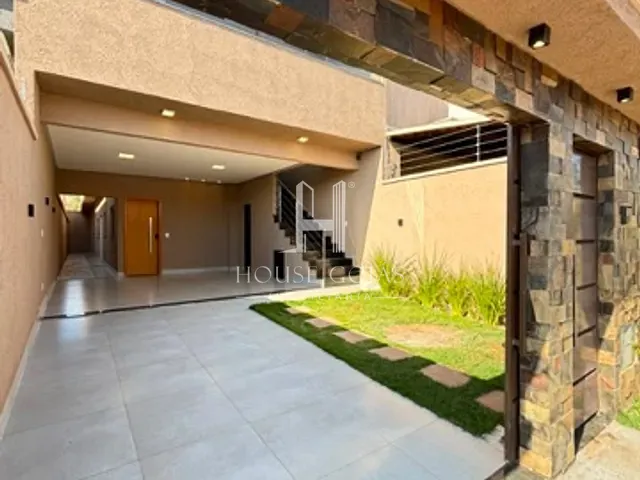 Casa com 180m² 3 quartos e 5 banheiros, à venda, no bairro Residencial Village Garavelo - 2ª Etapa em Aparecida de Goiânia