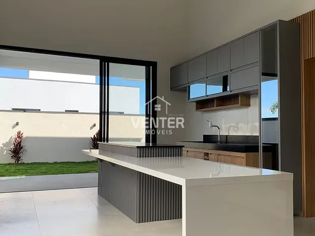 Casa com 286m² 3 quartos e 4 banheiros, à venda, no bairro Loteamento Residencial Fazenda Casa Grande em Taubaté