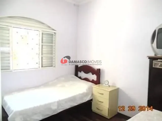 Casa com 195m² 3 quartos e 2 banheiros, à venda, no bairro Vila Metalúrgica em Santo André