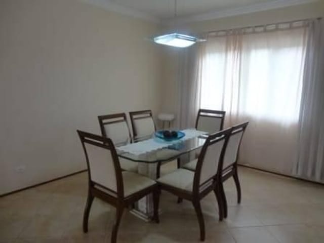 Casa à venda 3 Quartos, 1 Suite, 4 Vagas, 233M², Parque Dom Henrique, Cotia - SP