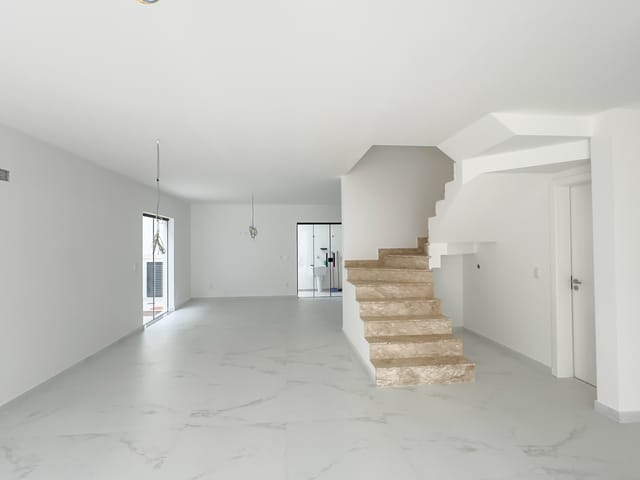 Casa com 175m² 4 quartos e 6 banheiros, à venda, no bairro Recreio dos Bandeirantes em Rio de Janeiro