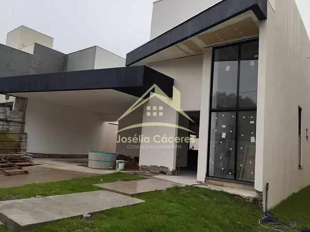 Casa com 375m² 3 quartos e 5 banheiros, à venda, no bairro Jardim Imperial em Cuiabá