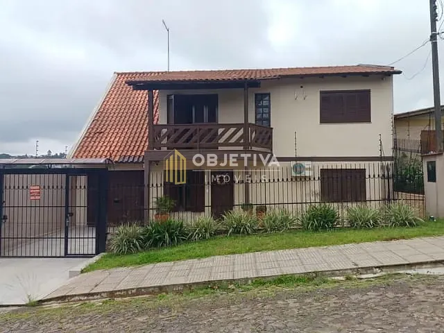 Casa com 396m² 4 quartos e 4 banheiros, à venda, no bairro Petrópolis em Novo Hamburgo