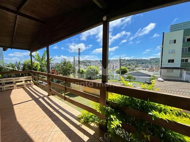 Casa com 412m² 3 quartos e 2 banheiros, à venda, no bairro Esplanada em Chapecó