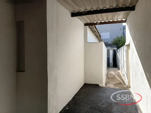 Casa 2 quartos e 1 banheiro, para alugar, no bairro Jardim Fadel em Nova Odessa
