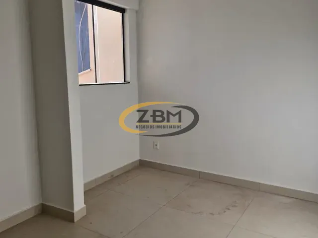 Casa com 150m² 3 quartos e 3 banheiros, à venda, no bairro Jardim Tókio em Londrina