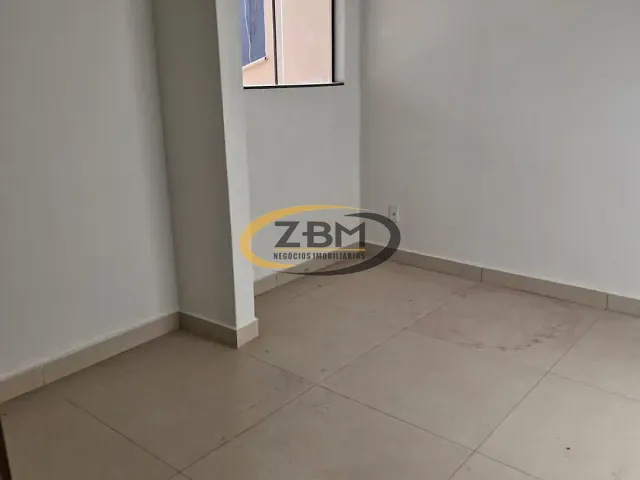 Casa com 150m² 3 quartos e 3 banheiros, à venda, no bairro Jardim Tókio em Londrina
