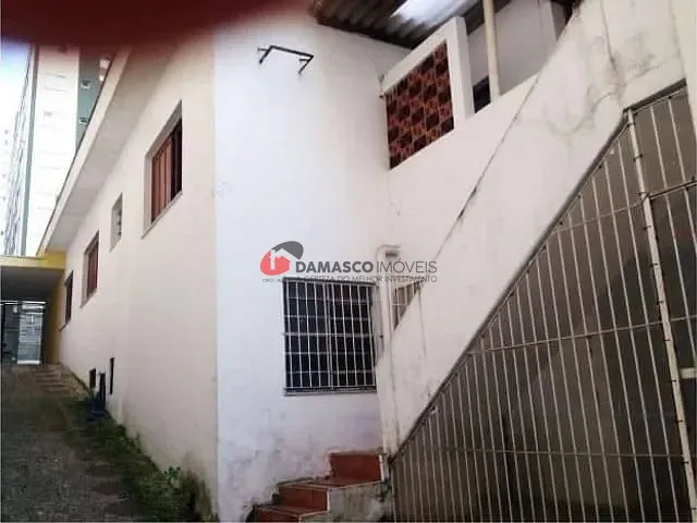 Casa com 253m² 3 quartos e 2 banheiros, à venda, no bairro Santa Maria em São Caetano do Sul
