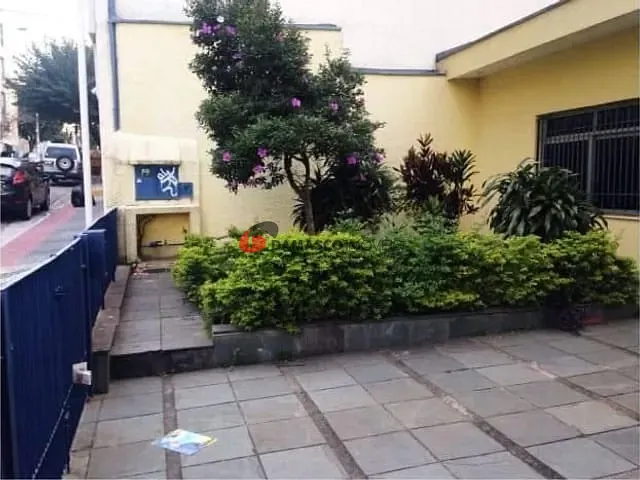 Casa com 253m² 3 quartos e 2 banheiros, à venda, no bairro Santa Maria em São Caetano do Sul