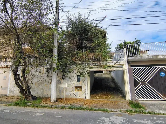 Casa com 250m² 3 quartos e 2 banheiros, para alugar, no bairro Jardim Terras de São João em Jacareí