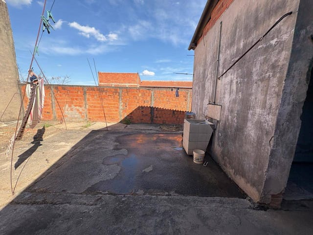 Casa com 200m² 2 quartos e 1 banheiro, à venda, no bairro Santa Clara em Campinas