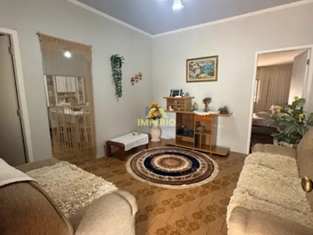 Casa com 250m² 3 quartos e 1 banheiro, à venda, no bairro Vila Teixeira em Salto