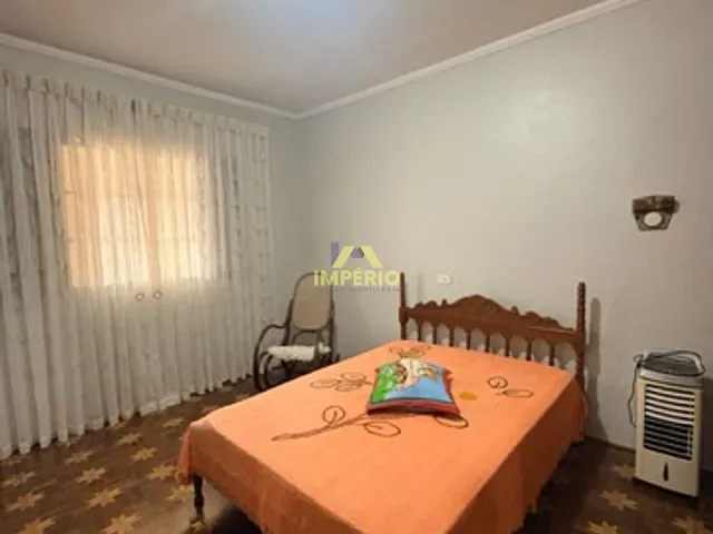 Casa com 250m² 3 quartos e 1 banheiro, à venda, no bairro Vila Teixeira em Salto
